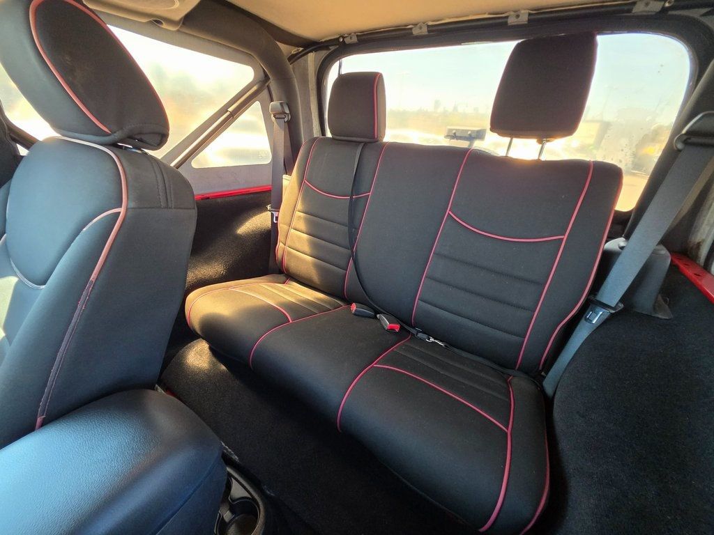 2014 Jeep Wrangler Sport - 22916916 - 14