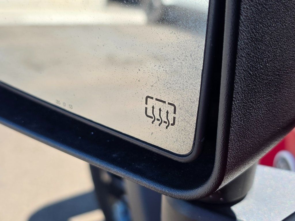 2014 Jeep Wrangler Sport - 22916916 - 16