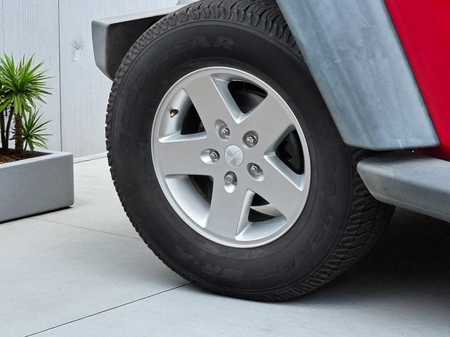 2014 Jeep Wrangler Sport - 22916916 - 3