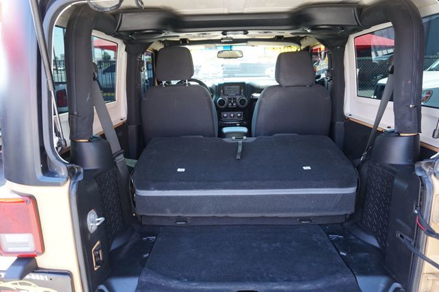2014 Jeep Wrangler SPORT, 4X4, PREMIUM WHEELS, ALL TERRAIN TIRES, HARD TOP - 23026045 - 9