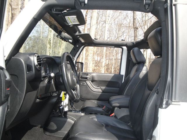 2014 Jeep Wrangler *SPORT-S* PKG, LOADED w/LEATHER, LOW MI, MINT-COND! - 22999434 - 39