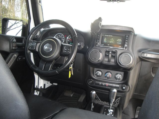 2014 Jeep Wrangler *SPORT-S* PKG, LOADED w/LEATHER, LOW MI, MINT-COND! - 22999434 - 40