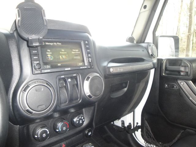 2014 Jeep Wrangler *SPORT-S* PKG, LOADED w/LEATHER, LOW MI, MINT-COND! - 22999434 - 44