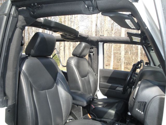 2014 Jeep Wrangler *SPORT-S* PKG, LOADED w/LEATHER, LOW MI, MINT-COND! - 22999434 - 48