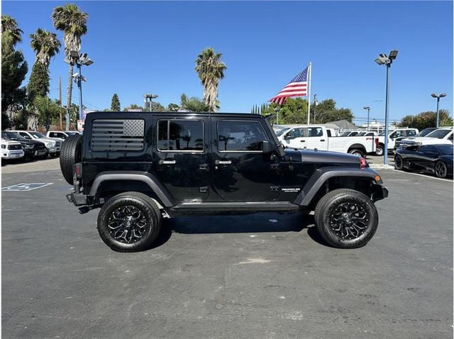 2014 Jeep Wrangler UNLIMITED RUBICON 4X4 HARD TOP CLEAN - 22497070 - 3