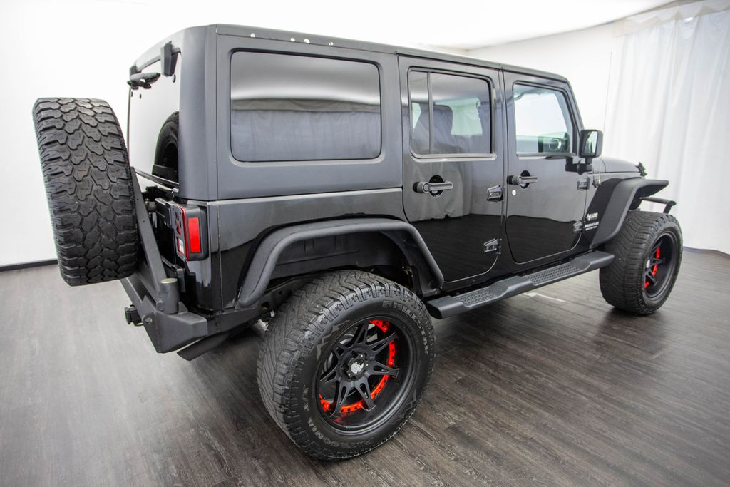 2014 Jeep Wrangler Unlimited 4WD 4dr Rubicon - 22167114 - 9