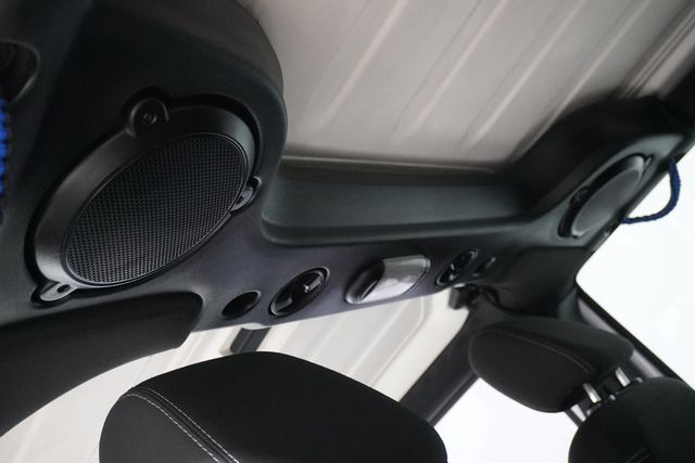 2014 Jeep Wrangler Unlimited 4WD 4dr Sahara - 22853610 - 12