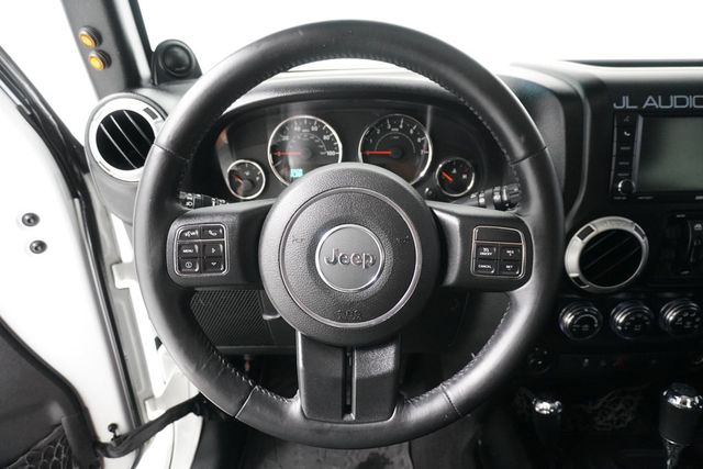2014 Jeep Wrangler Unlimited 4WD 4dr Sahara - 22853610 - 14