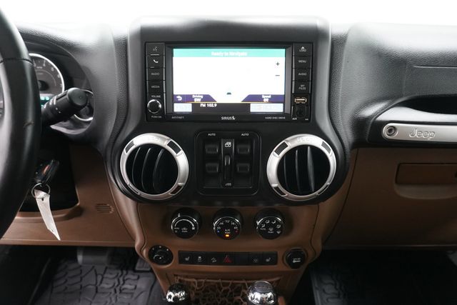 2014 Jeep Wrangler Unlimited 4WD 4dr Sahara - 23000287 - 15