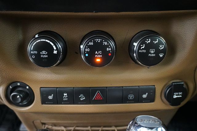 2014 Jeep Wrangler Unlimited 4WD 4dr Sahara - 23000287 - 16