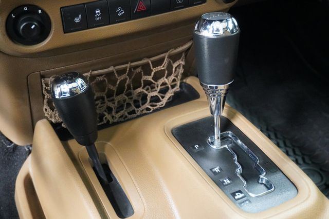 2014 Jeep Wrangler Unlimited 4WD 4dr Sahara - 23000287 - 17