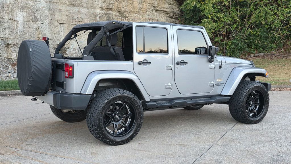 Jeep Wrangler photo 13