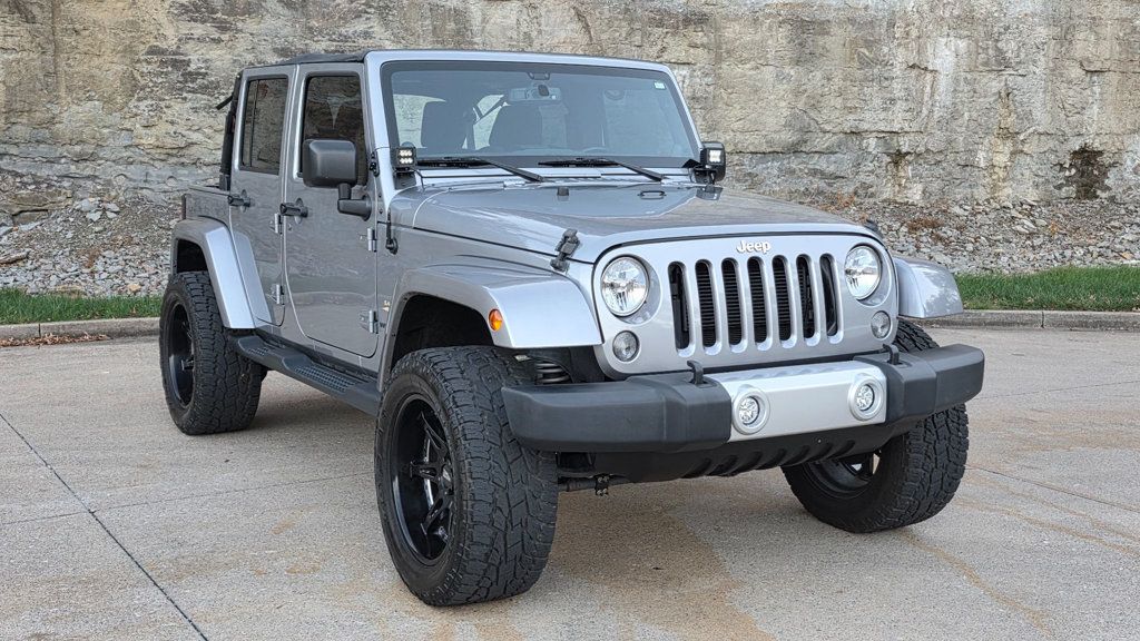 Jeep Wrangler photo 3