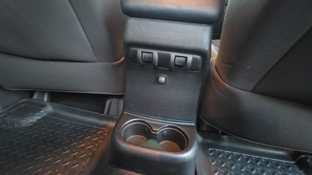 Jeep Wrangler photo 38