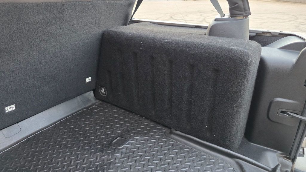 Jeep Wrangler photo 43