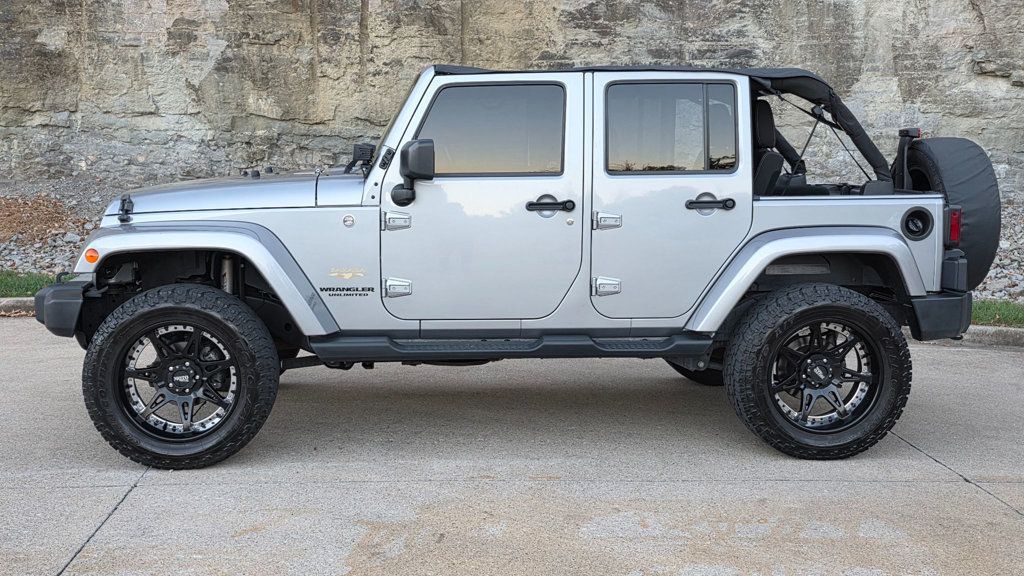 Jeep Wrangler photo 8
