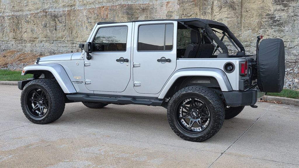 Jeep Wrangler photo 9