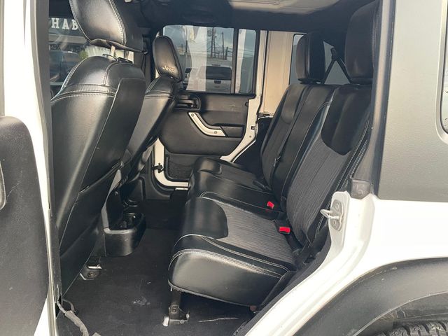 2014 Jeep Wrangler Unlimited 4WD 4dr Sport - 22980739 - 10