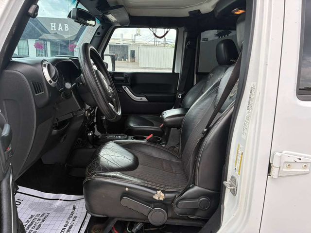 2014 Jeep Wrangler Unlimited 4WD 4dr Sport - 22980739 - 13