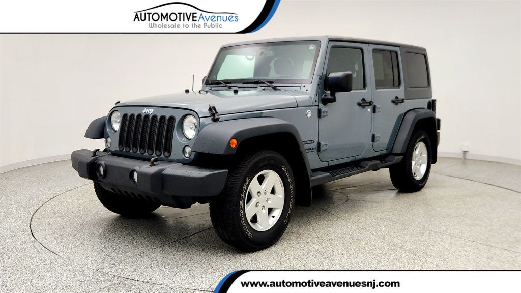 2014 Jeep Wrangler Unlimited 4WD 4dr Sport w/ Hard Top, Uconnect 430 & Connectivity Group - 23018147 | Video 1