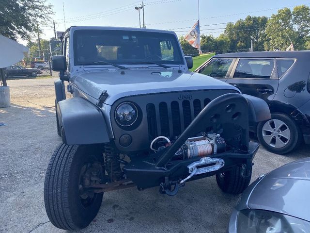 2014 Jeep Wrangler Unlimited 4WD 4dr Willys Wheeler - 22950320 - 0