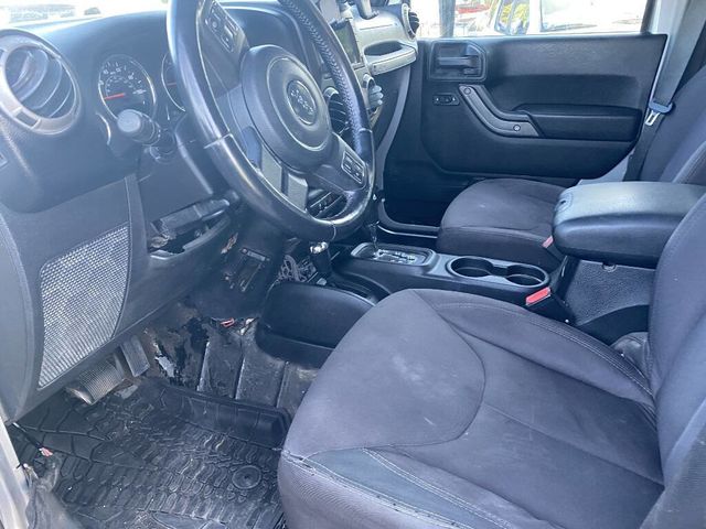 2014 Jeep Wrangler Unlimited 4WD 4dr Willys Wheeler - 22950320 - 2