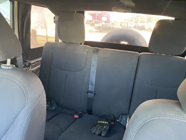 2014 Jeep Wrangler Unlimited 4WD 4dr Willys Wheeler - 22950320 - 3