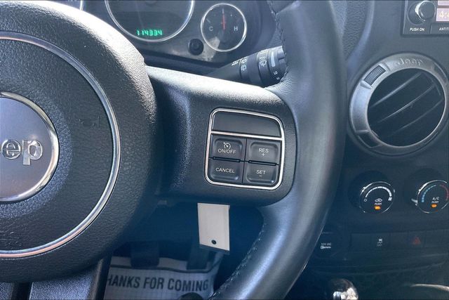2014 Jeep Wrangler Unlimited 4WD 4dr Willys Wheeler - 23038241 - 22