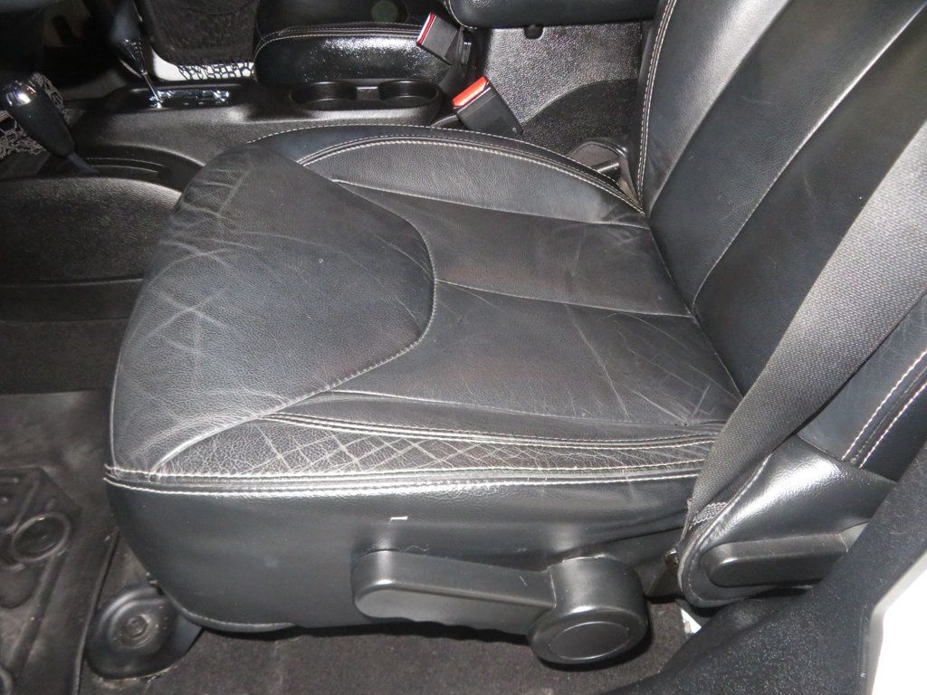 2014 Jeep Wrangler Unlimited 4X4 POLAR EDITION 4DOOR WRANGLER EXTRA CLEAN UNLIMITED LEATHER  - 23014418 - 17