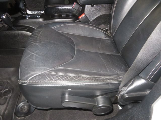 2014 Jeep Wrangler Unlimited 4X4 POLAR EDITION 4DOOR WRANGLER EXTRA CLEAN UNLIMITED LEATHER  - 23014418 - 17