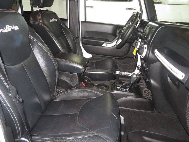 2014 Jeep Wrangler Unlimited 4X4 POLAR EDITION 4DOOR WRANGLER EXTRA CLEAN UNLIMITED LEATHER  - 23014418 - 31