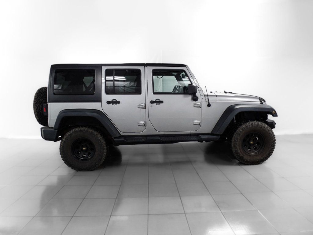 2014 Jeep Wrangler Unlimited 4X4 W/ REMOVABLE HARD TOP - 22411372 - 6