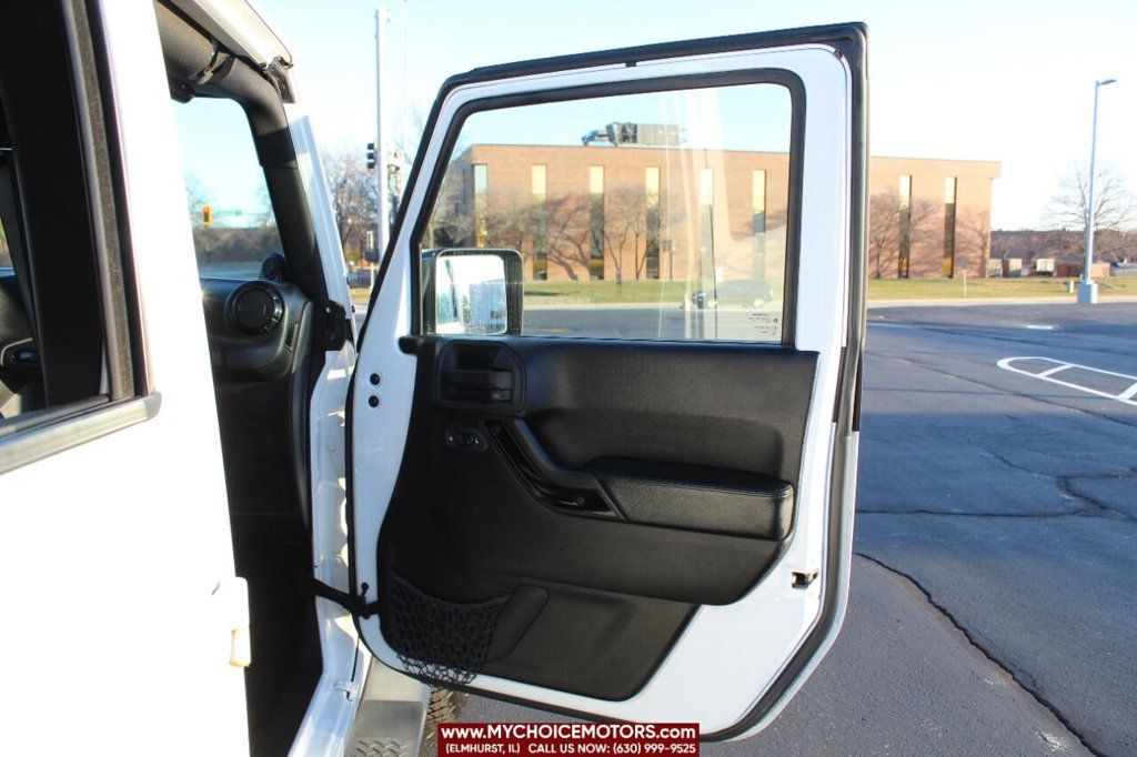 2014 Jeep Wrangler Unlimited Altitude Edition 4x4 4dr SUV - 22432804 - 18