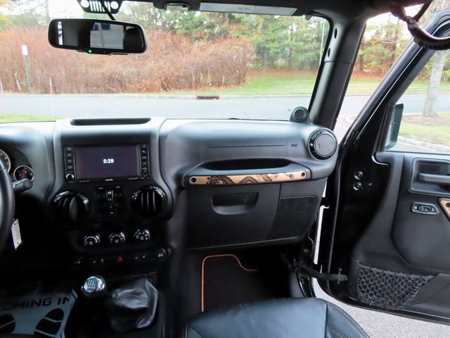 2014 Jeep Wrangler Unlimited Dragon Edition  - 22938051 - 29