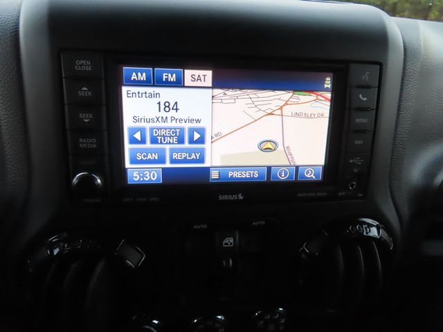 2014 Jeep Wrangler Unlimited Dragon Edition  - 22938051 - 33