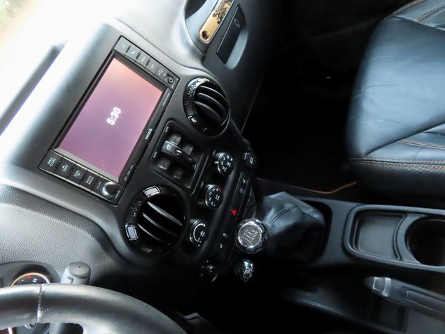 2014 Jeep Wrangler Unlimited Dragon Edition  - 22938051 - 34