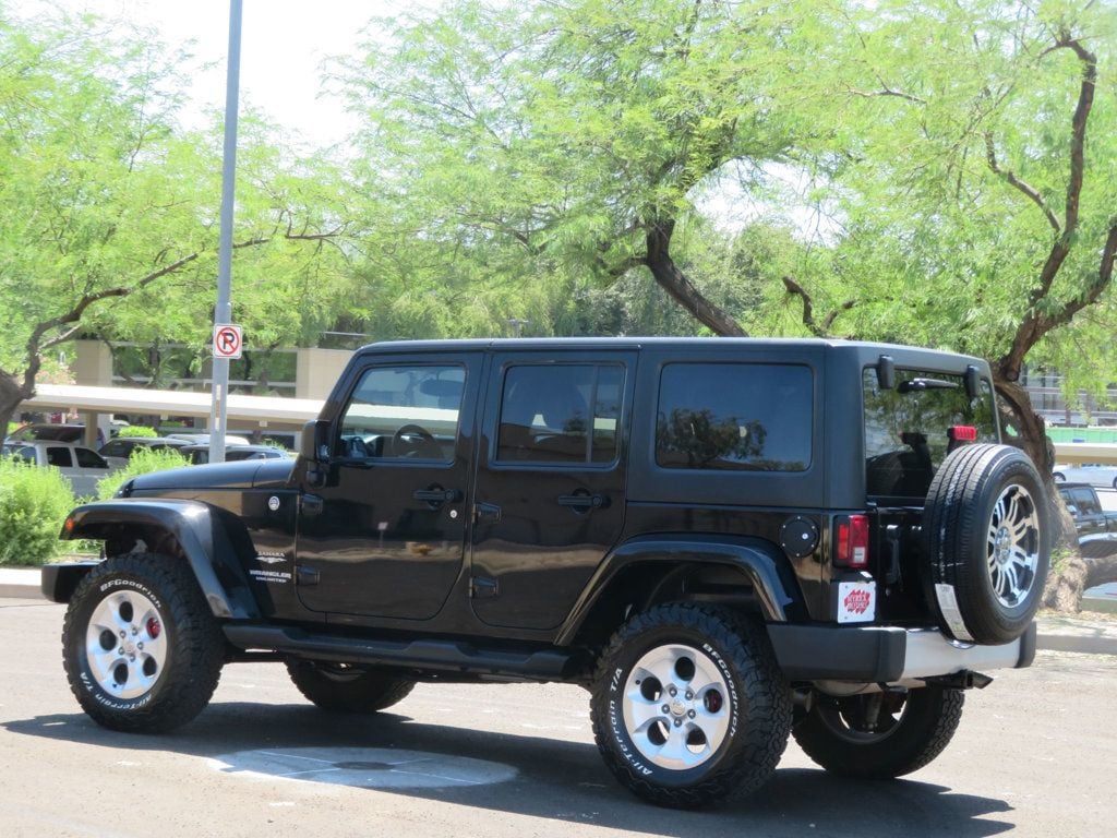 2014 Jeep Wrangler Unlimited EXTRA CLEAN 4DOOR SAHARA LOW MILES 4X4 HARDTOP LEATHER  - 22488957 - 4