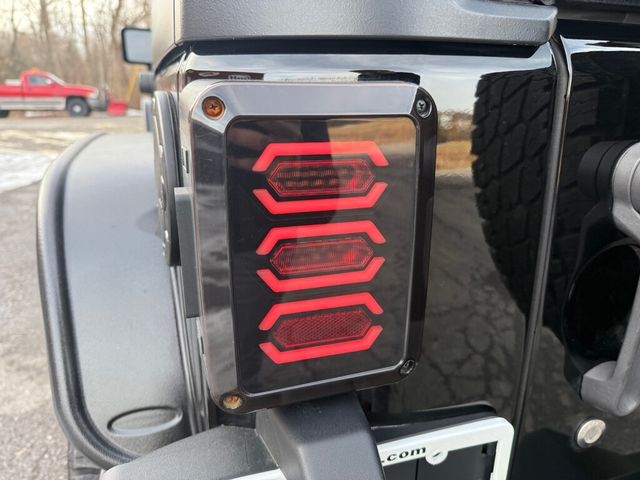 2014 Jeep Wrangler Unlimited ONE OF A KIND - 22958134 - 21