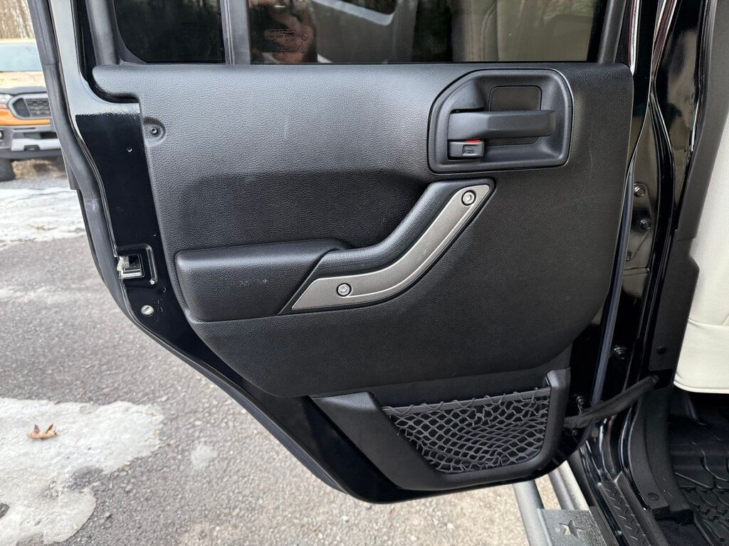 2014 Jeep Wrangler Unlimited ONE OF A KIND - 22958134 - 39