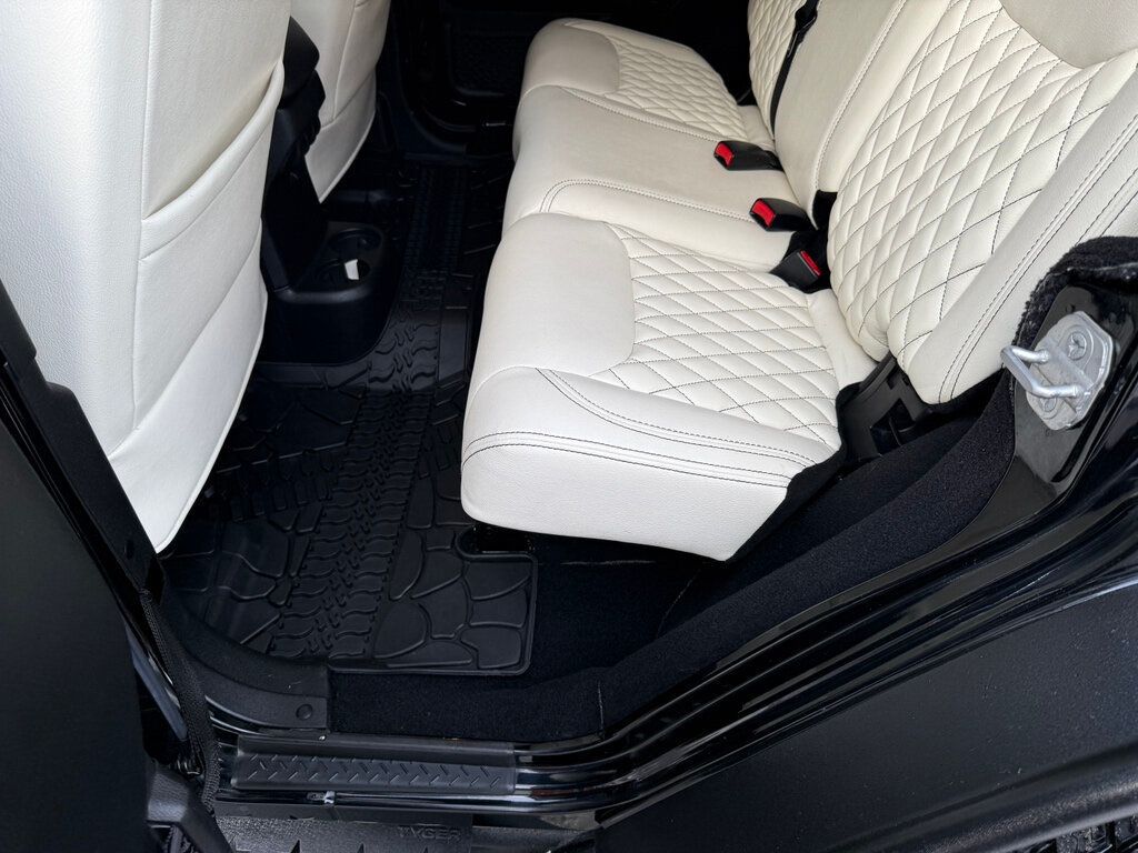 2014 Jeep Wrangler Unlimited ONE OF A KIND - 22958134 - 42