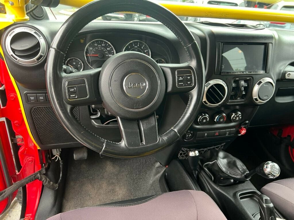 2014 Jeep Wrangler Unlimited Rubicon/6SpeedManual/FoxShocks/CorbeauSeats/RollCage/XRC Winch - 22840607 - 18