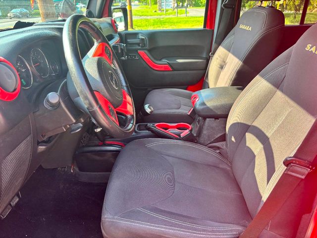 2014 Jeep Wrangler Unlimited Sahara 4x4 4dr SUV - 22864122 - 21