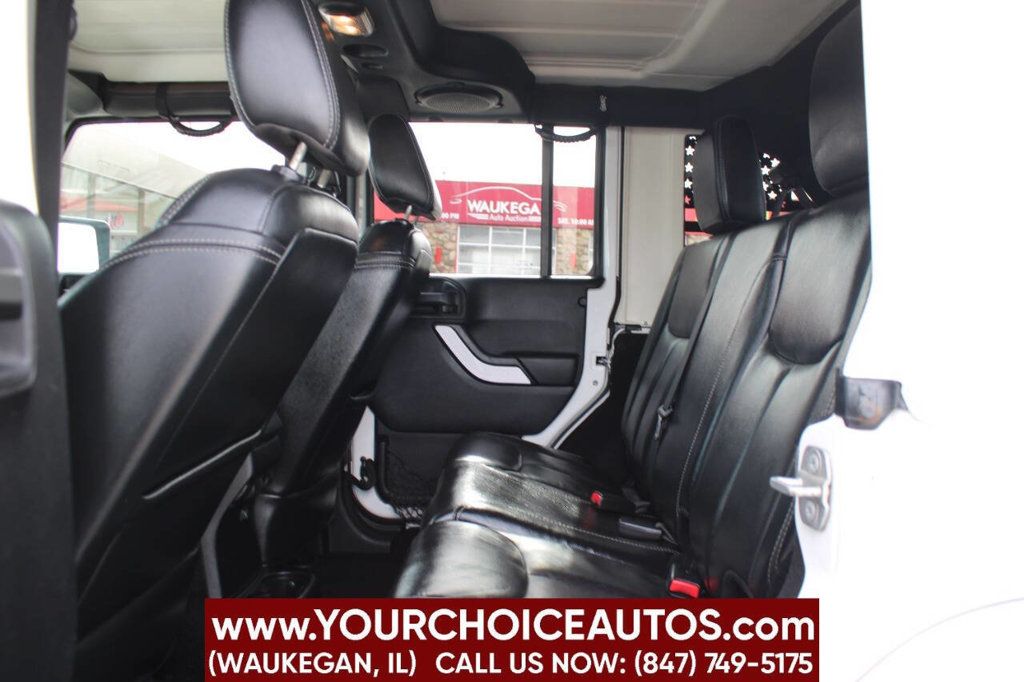 2014 Jeep Wrangler Unlimited Sahara 4x4 4dr SUV - 22794045 - 13