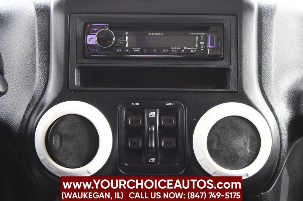 2014 Jeep Wrangler Unlimited Sahara 4x4 4dr SUV - 22794045 - 18