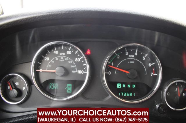 2014 Jeep Wrangler Unlimited Sahara 4x4 4dr SUV - 22794045 - 24