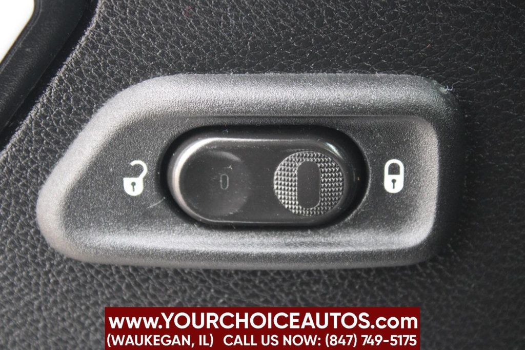 2014 Jeep Wrangler Unlimited Sahara 4x4 4dr SUV - 22794045 - 26