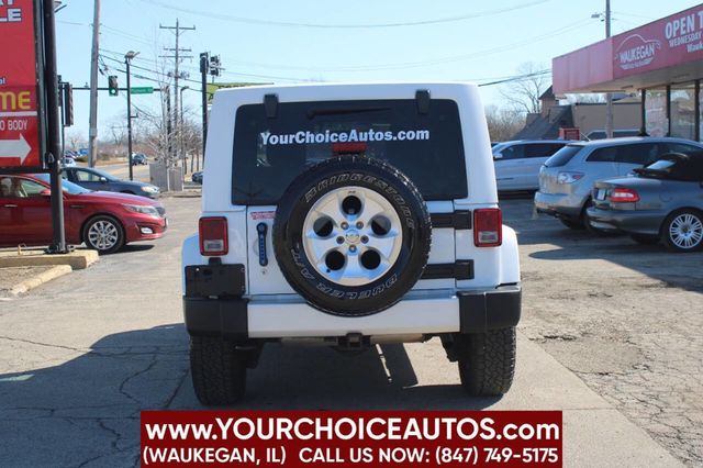 2014 Jeep Wrangler Unlimited Sahara 4x4 4dr SUV - 22794045 - 3