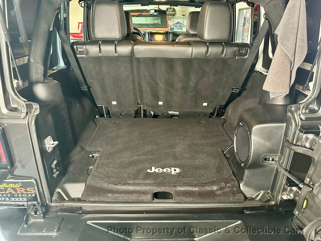 Jeep Wrangler photo 21