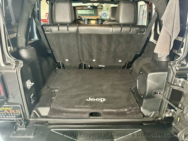 2014 Jeep Wrangler Unlimited Sahara Edition - 23068387 - 20
