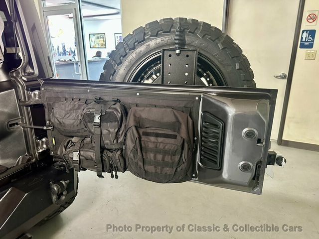 2014 Jeep Wrangler Unlimited Sahara Edition - 23068387 - 21
